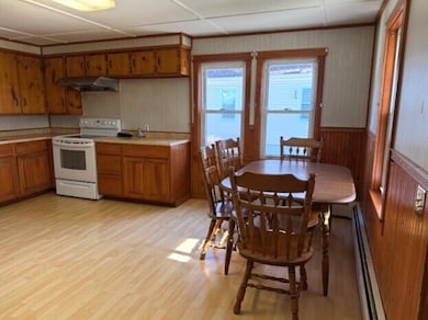 31 Merryfield Ave, Waterville, ME 04901 - photo 5