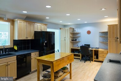 847 Chestnut Tree Dr, Annapolis, MD 21409 - photo 6