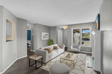 18502 Apple Tree Ct, Minnetonka, MN 55345 - photo 3