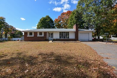 12 Oliver St, Easthampton, MA 01027 - photo 2