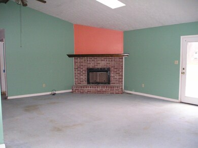 sandstone trash out 009