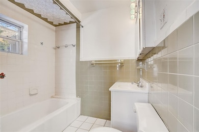 204 Bergenline Ave, Union City, NJ 07087 - photo 6