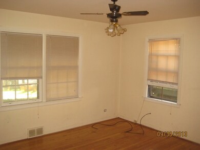 927 Westchester Blvd, Westchester, IL 60154 - photo 2