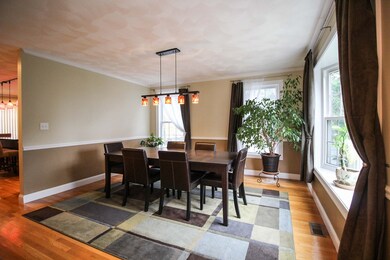 12 Bateman Ct, Wakefield, MA 01880 - photo 2