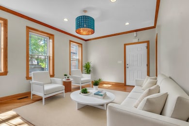 7223 N Oakley Ave unit 1E, Chicago, IL 60645 - photo 2