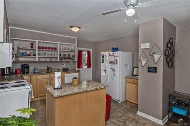 484 Onteora Blvd, Asheville, NC 28803 - photo 6