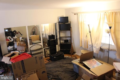 17805 Lyda Ln, Dumfries, VA 22026 - photo 5