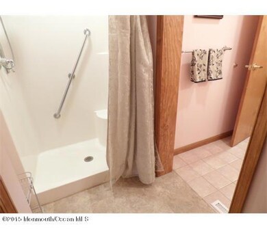 59 Stouts Ln, Monmouth Junction, NJ 08852 - photo 2