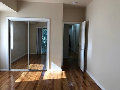54 Bergen Ave unit 3, Jersey City, NJ 07305 - photo 4