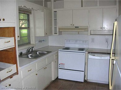 Kitchen. Kitchen with appliances - range & fridge.