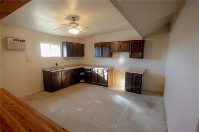 14901 Raquel St, El Paso, TX 79928 - photo 7
