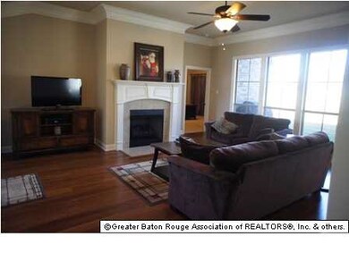 FAMILY ROOM VIEW 2