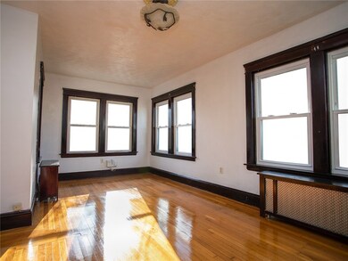 26 Rosewood Ave, Warwick, RI 02888 - photo 2