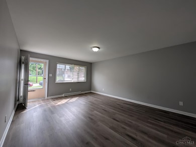 1395 Tallberry Dr, Cincinnati, OH 45230 - photo 3