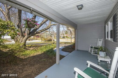 12014 Twin Cedar Ln, Bowie, MD 20715 - photo 3