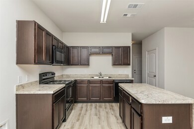 1203 Mallard Cove, Ennis, TX 75119 - photo 5