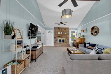 5808 Waterford Ct, North Richland Hills, TX 76180 - photo 2