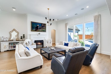 8-web-or-mls-105 Trailing Oaks Dr-7