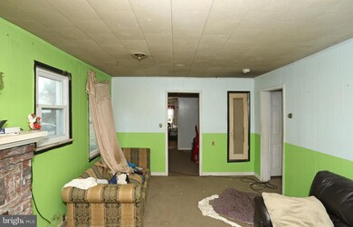 5815 Quintana St, Riverdale, MD 20737 - photo 7