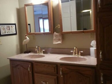 220 Glenruadh Ave, Erie, PA 16505 - photo 7