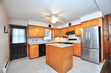 913 Jeremy Swamp Rd, Southbury, CT 06488 - photo 2