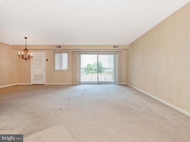 1747 Edgewood Hill Cir unit 102, Hagerstown, MD 21740 - photo 5