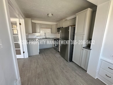 477 E 22nd St, Ogden, UT 84401 - photo 4