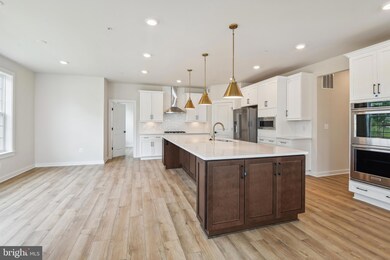 6910 Fountain Park Dr, Glenn Dale, MD 20769 - photo 6