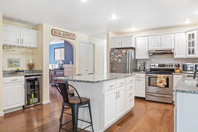 Kitchen - wine bar