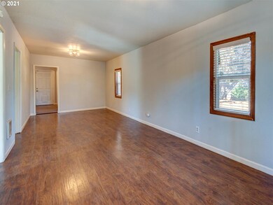 92202 Carson St, Marcola, OR 97454 - photo 5