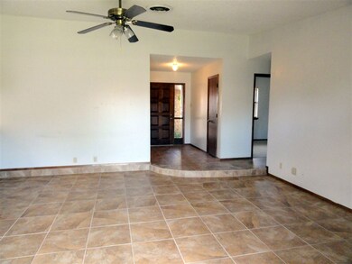 2908 Hopi Trail unit 8, Alamogordo, NM 88310 - photo 6