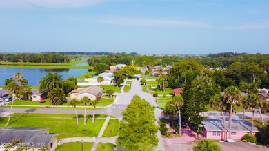 1300 Rosa L Jones Dr, Cocoa, FL 32922 - photo 4