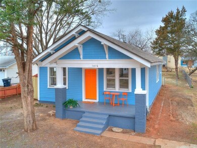 Bungalow Charm!