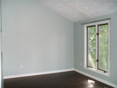 35 Acorn Ct unit H5, Wakefield, RI 02879 - photo 5