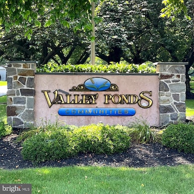 1514 Lexington Way unit 21, Morgantown, PA 19543 - photo 2