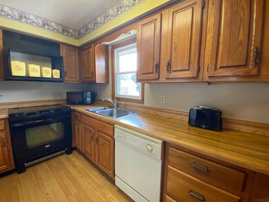 324 Maple St, Tipton, IN 46072 - photo 6