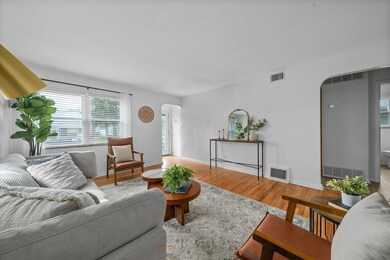 876 Palmer Road