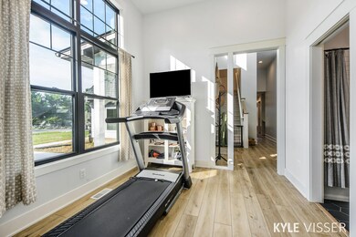 Office/bonus room