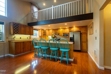 Kitchen/Loft