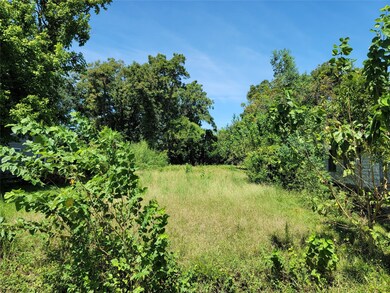 966 Wall St, Houston, TX 77088 - photo 2