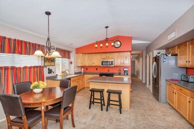 1214 W Courtney Ln Tempe AZ-large-006-5-