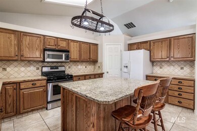 1403 Lois Ln, Nampa, ID 83686 - photo 7