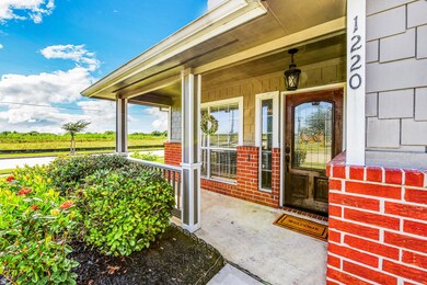 1220 Stallion Ridge, Alvin, TX 77511 - photo 3