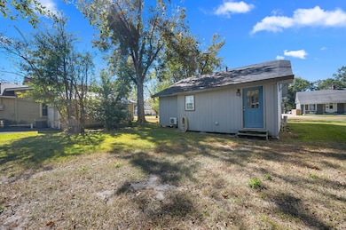 104 N Royal St, Deridder, LA 70634 - photo 5