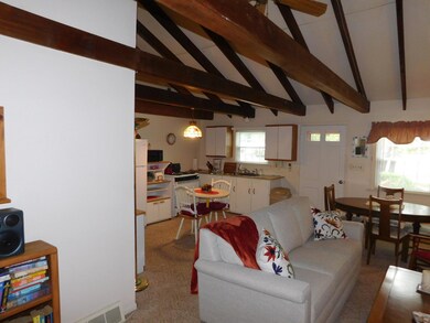 21 Hudson St, Falmouth, MA 02540 - photo 5