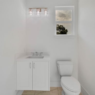 108 E 31st 1/2 St, Houston, TX 77018 - photo 4