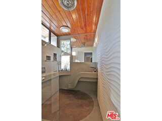 22277 Buena Ventura St, Woodland Hills, CA 91364 - photo 7