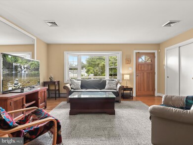 306 Elm St, Edgewater, MD 21037 - photo 3