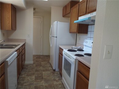 312 Cedar Ct, Winlock, WA 98596 - photo 3