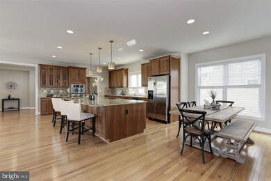 513 Greenwich St, Falls Church, VA 22046 - photo 5